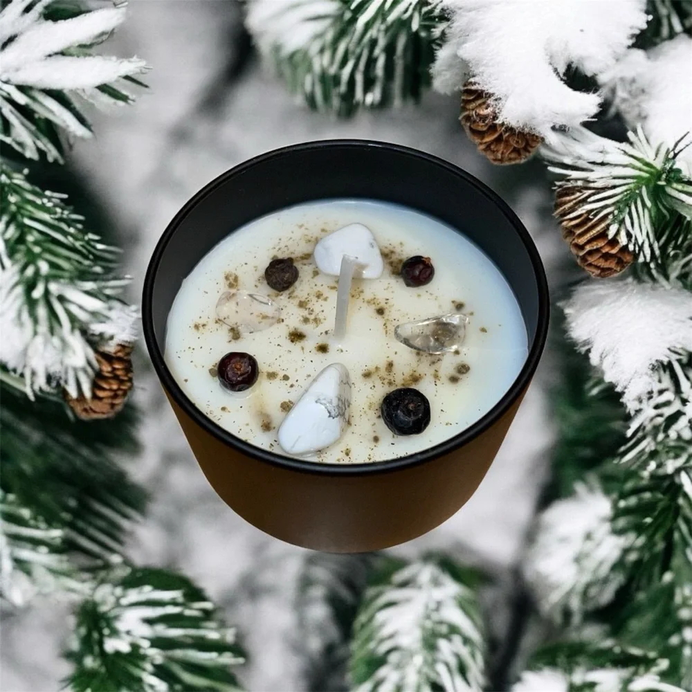 Snow Day 4oz Candle Hand Crafted - Picture 3 of 4